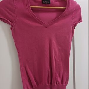 Fuchsia V-Neck Women's Tee
